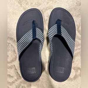 NEW. Fitflop navy, women’s sandals. 10.
